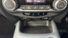 Nissan Juke 1.0 DiG-T N-Connecta 5dr Petrol Hatchback